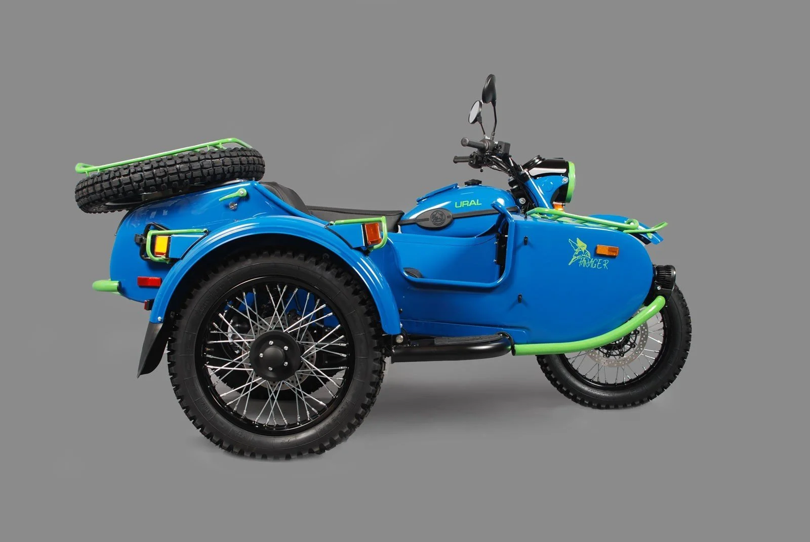 Ural Gear Up Green Tanager — Ural